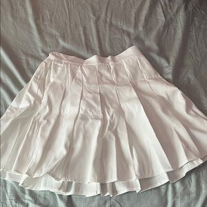 Elegant White Pleated Skirt